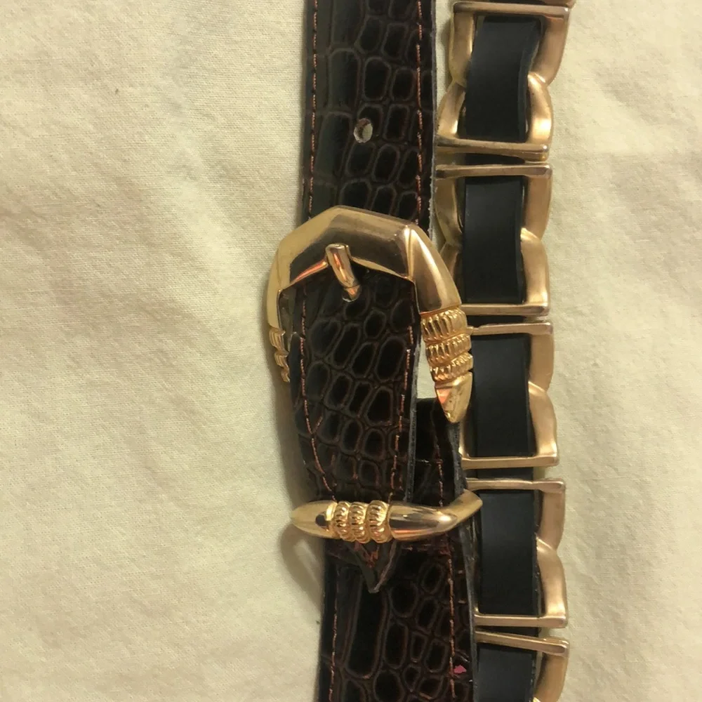 Gold and brown belt 35 inches to first hole. Size M
